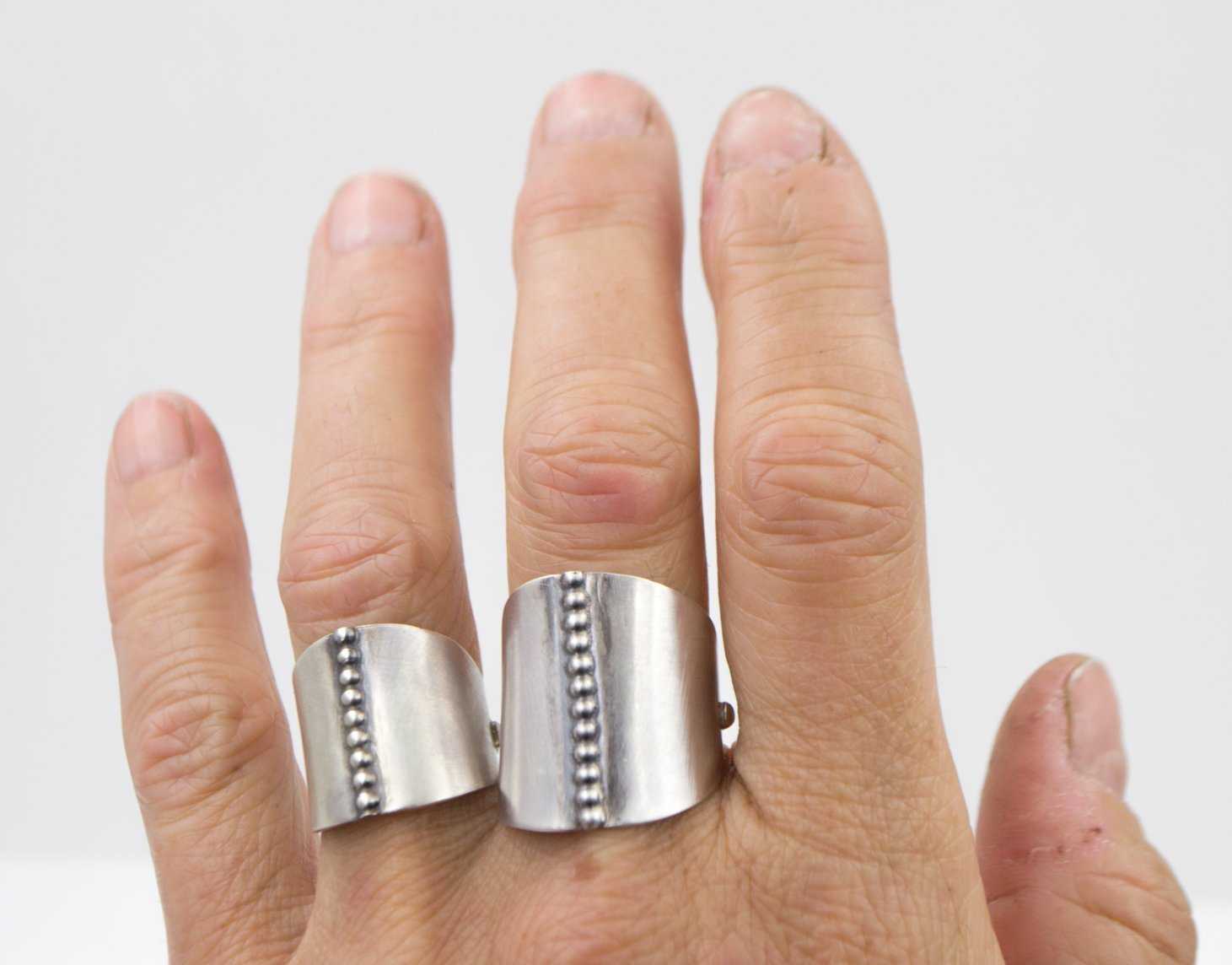 Small Beaded Shield Silver Ring | shopcontrabrands.com